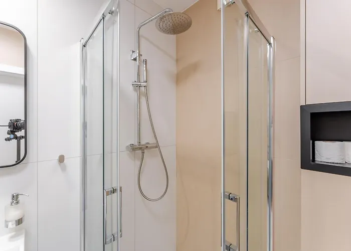 Riverside Comfort By Bookinghost * Kolberg