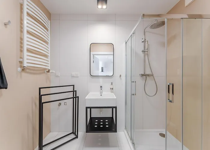 Riverside Comfort By Bookinghost * Kolberg