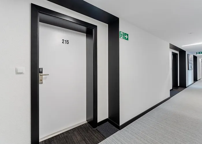 Apartment Riverside Comfort By Bookinghost