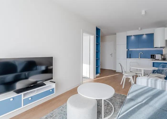 Apartment Riverside Comfort By Bookinghost *